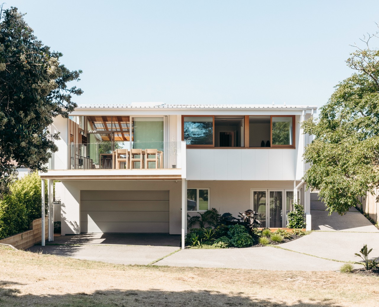 Award-winning exterior view of Rhythm and Greens by ATA in Mount Maunganui